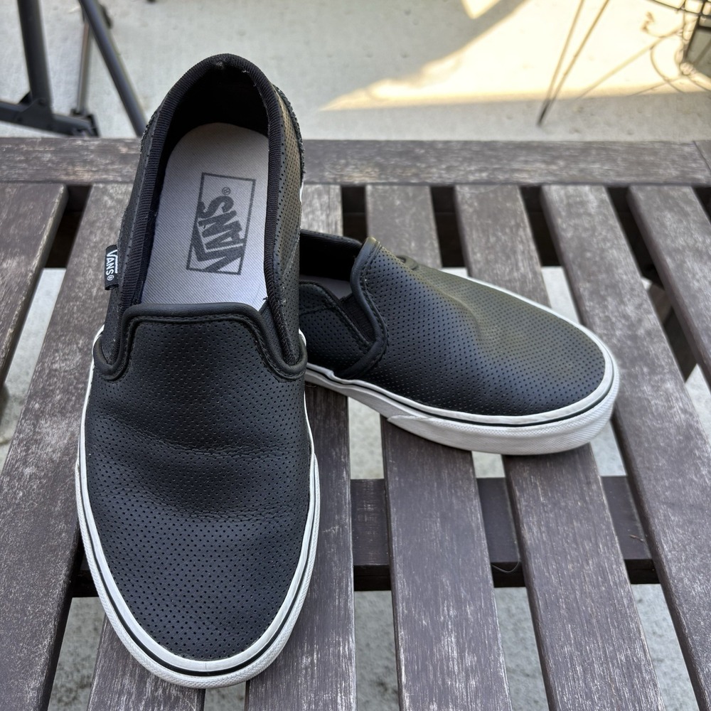 Vans Women 7 Black Slip On Sneakers Skater Streetwear Perforated Leather